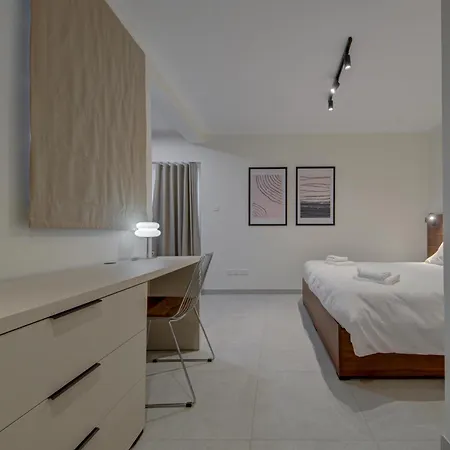 Apartment Juliet Residence, 2 , Your Away From In By Sf Homes Gzira